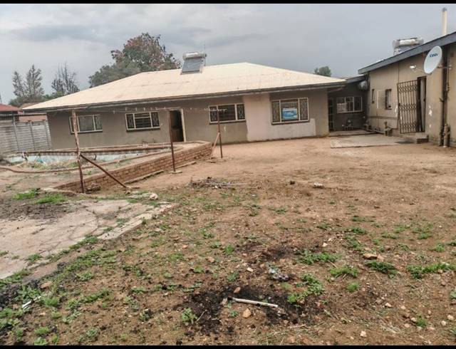 7 BEDROOM HOUSE FOR SALE IN POLOKWANE CENTRAL